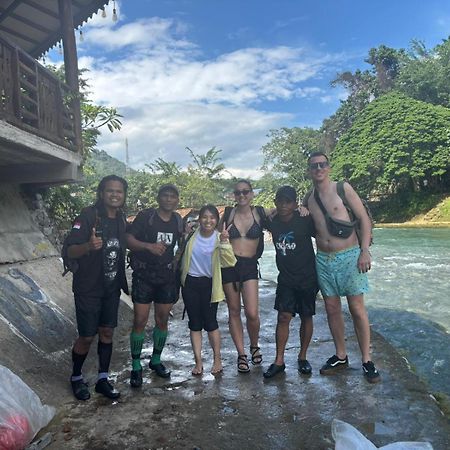 Sama Sama Homestay & Trekking Only Stay Here Book Trekking And Transport With Us Bukit Lawang Exterior photo