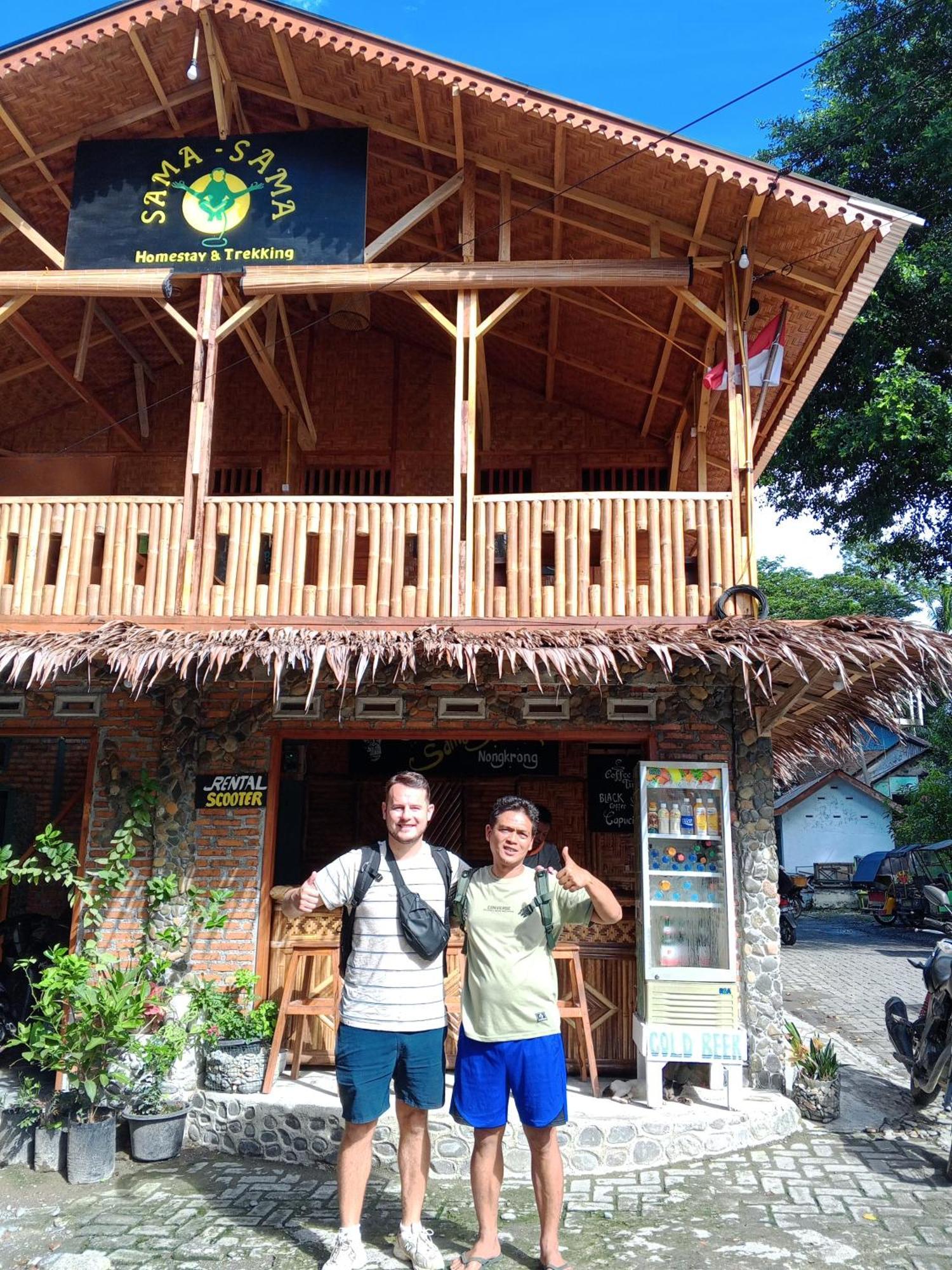 Sama Sama Homestay & Trekking Only Stay Here Book Trekking With Us Bukit Lawang Exterior photo