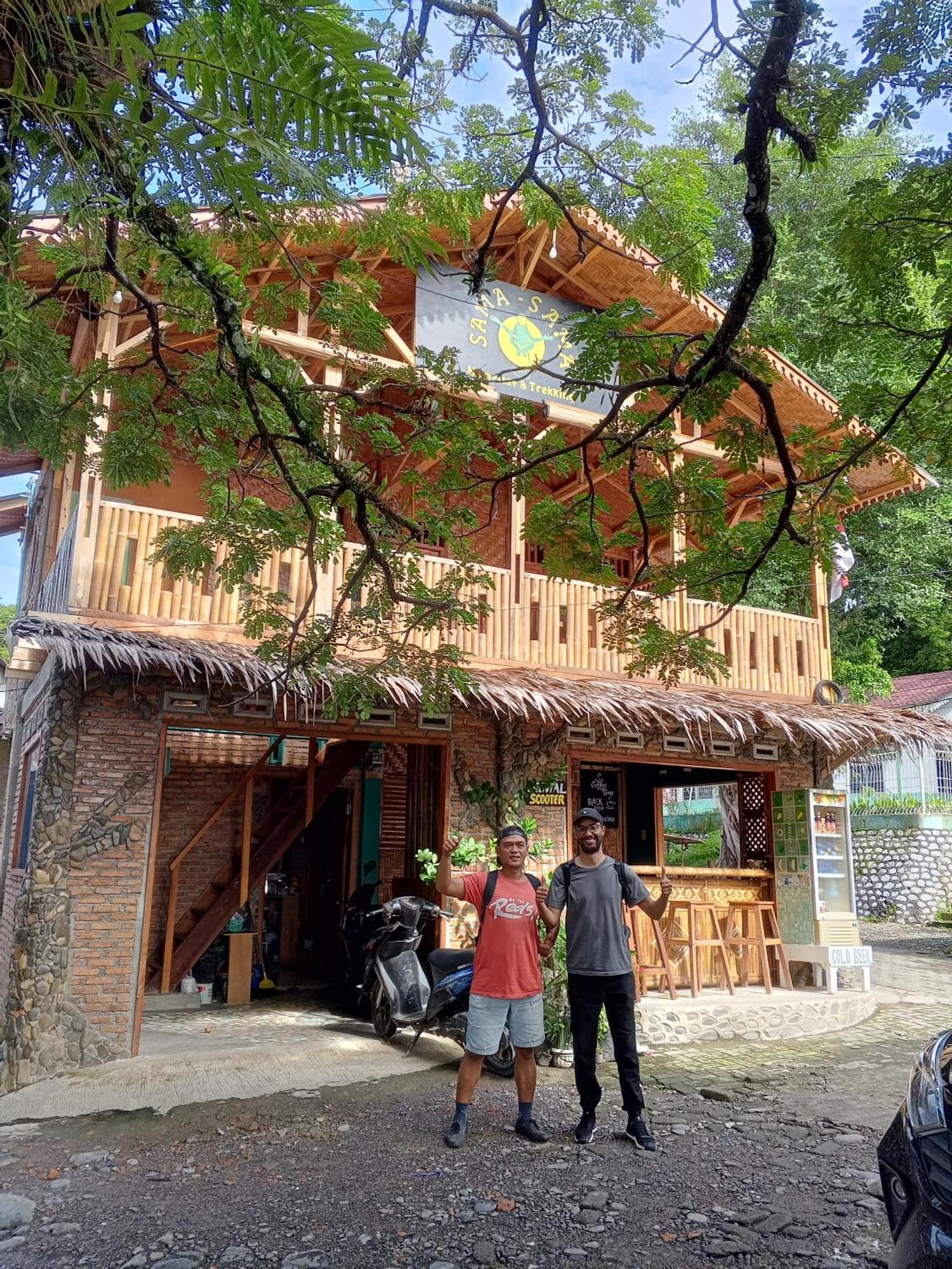 Sama Sama Homestay & Trekking Only Stay Here Book Trekking And Transport With Us Bukit Lawang Exterior photo