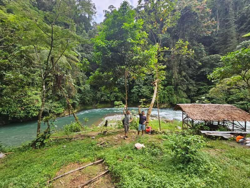 Sama Sama Homestay & Trekking Only Stay Here Book Trekking With Us Bukit Lawang Exterior photo